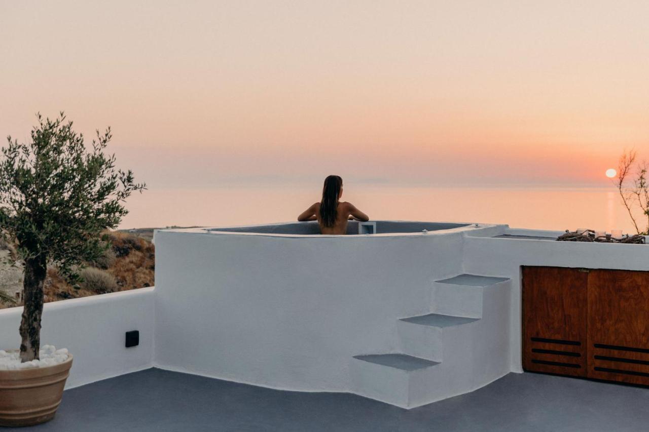 Sando Traditional Cave Villas With Jacuzzi And Sea View Vourvoúlos Exterior foto